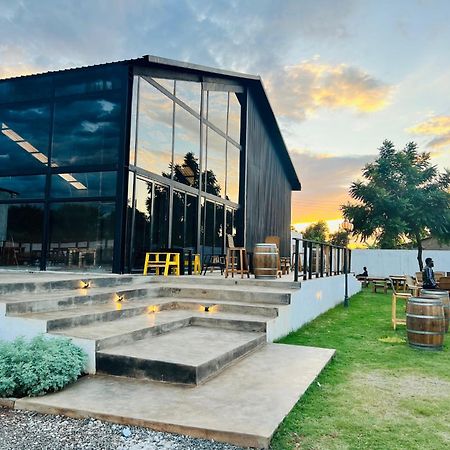 The Shed Venue & Boutique Hotel Lilongwe Buitenkant foto