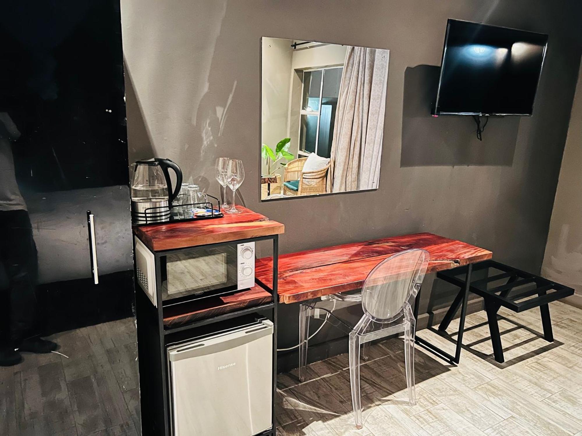 The Shed Venue & Boutique Hotel Lilongwe Buitenkant foto